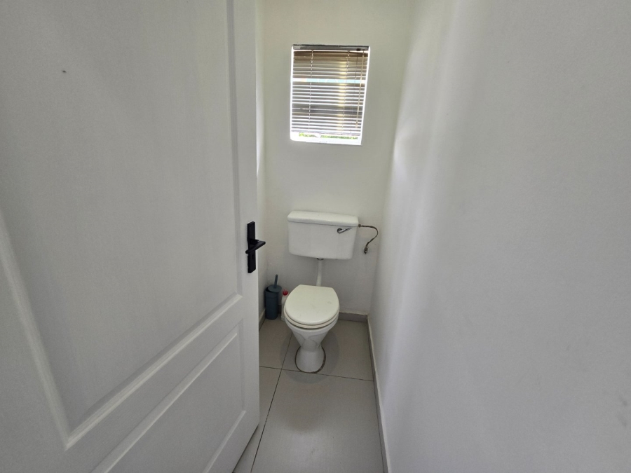 To Let commercial Property for Rent in Hospitaalheuwel Free State